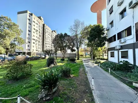 Las Flores 1600