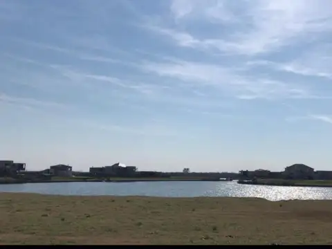 Terreno en Venta de 884,0 m2