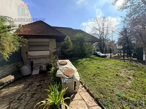 Casa en Venta con 1 cochera