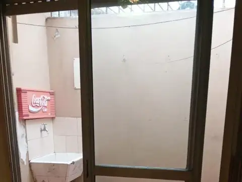 Depto Tipo Casa 2 ambientes con 1 baño