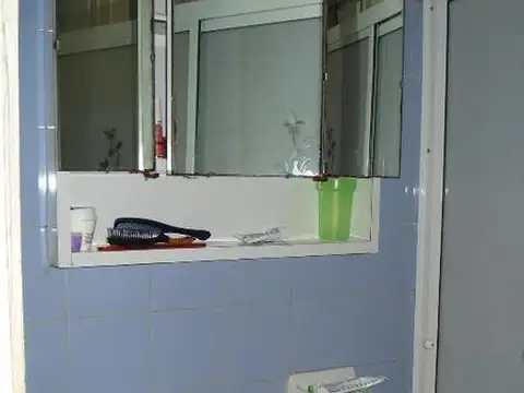 Casa 7 ambientes con 5 baños