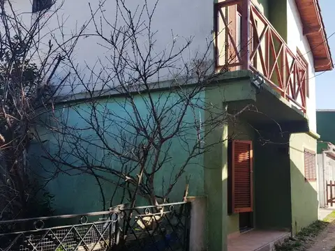 Casa en Venta con 1 cochera