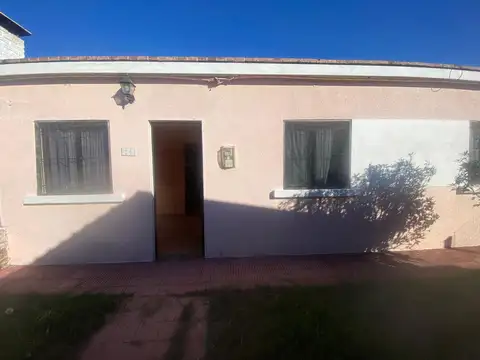 Alquiler Hermosa casa de tres dormitorios