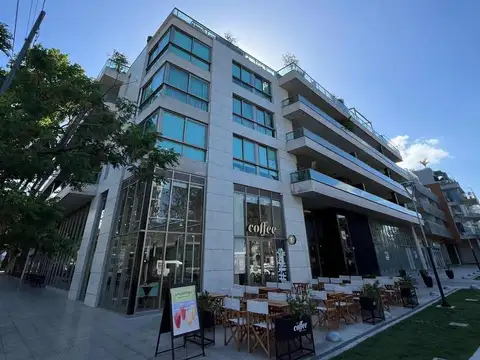 Holmberg 2300, Villa Urquiza