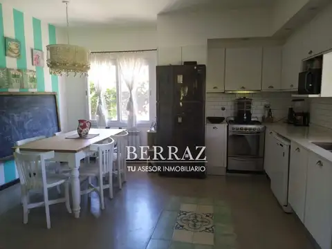 Casa en Alquiler Temporal con 2 cocheras