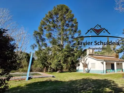 Chacra 2.5 has con mejoras, cuartel 8, excelente ubicación.!