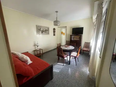 VENTA DEPARTAMENTO 2 AMBIENTES LUMINOSO CENTRO