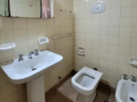 Colón 1400, Piso 2