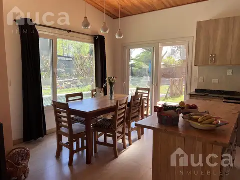 Casa en Alquiler en Garin, USD 1.400