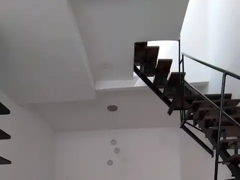 Depto Tipo Casa en Venta en Villa Luro, USD 93.000