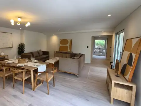 Casa en Venta al Este