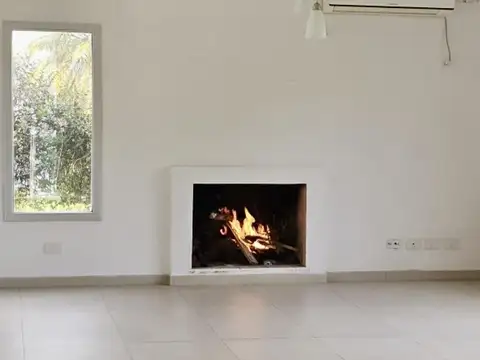 Casa en Alquiler de 4 dormitorios
