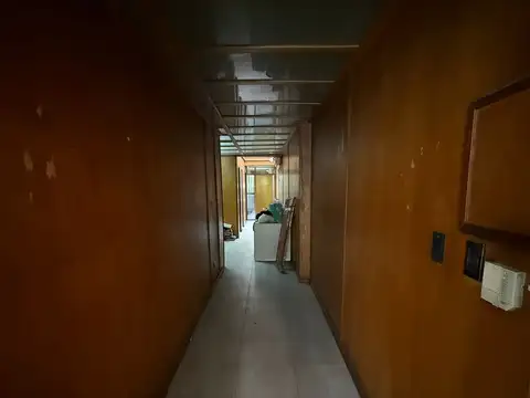 Local comercial sobre Av. Maipú 373.