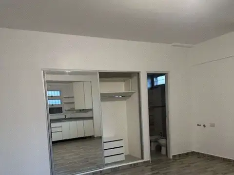 MONOAMBIENTE REFACCIONADO 