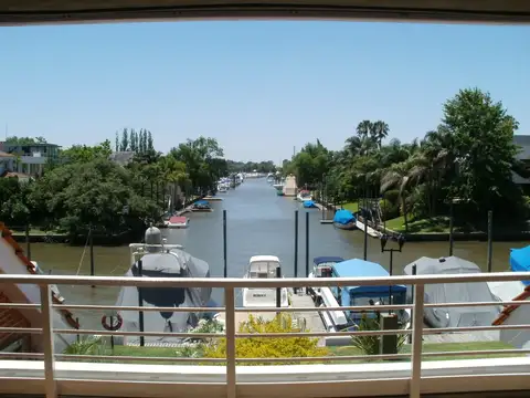 BAHIA DEL SOL 3 DORMITORIOS  UNICO POR VISUALES Y ORIENTACION CENTRO DE CANAL  AMARRA DE 4.6 POR 15 M