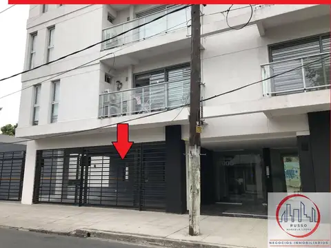Cochera cubierta  en venta ubicado en Santos Lugares