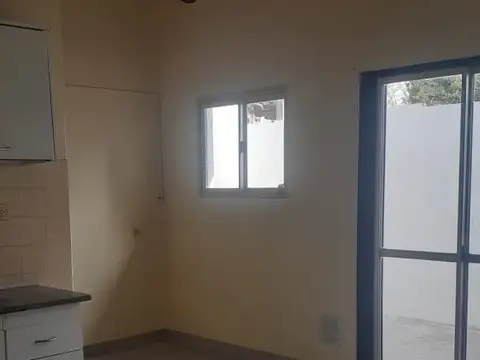 Depto Tipo Casa en Venta de 2 ambientes