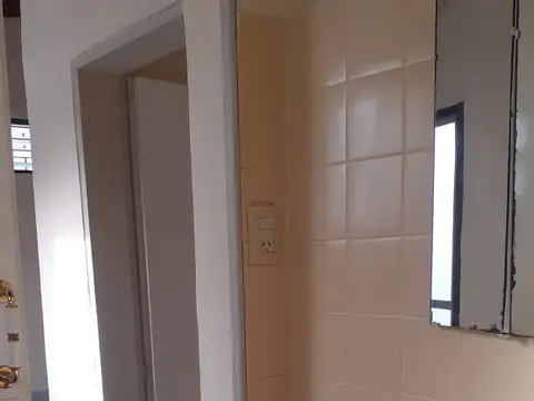 Depto Tipo Casa 2 ambientes con 1 baño