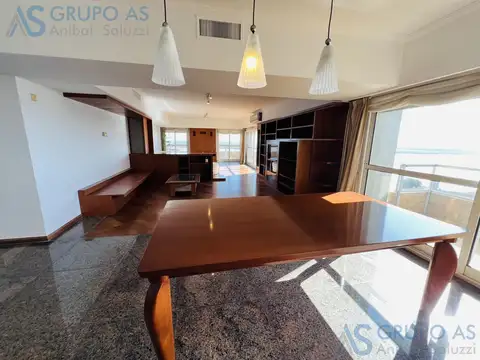 Departamento en Venta de 4 dormitorios
