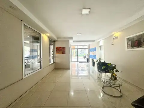 Departamento en Alquiler en Caseros, $ 800.000