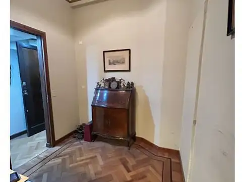 Oficina en Venta 90 años