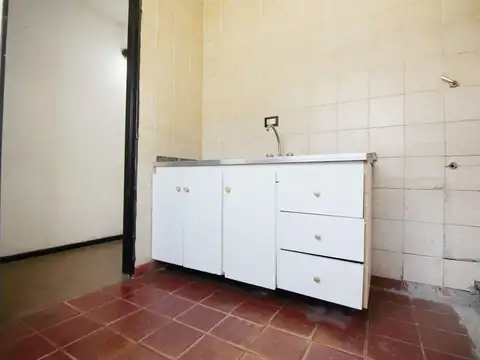 Departamento en venta - 2 Dormitorios 1 Baño - Lanús