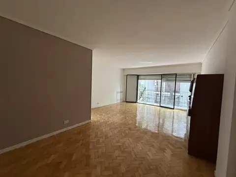 Departamento en Alquiler de 4 ambientes