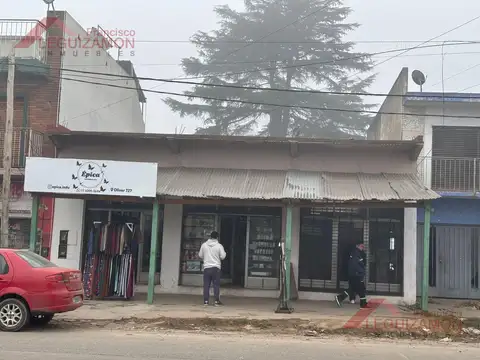 (LEG-1687) OLIVER AL 700 - 3 LOCALES  + FONDO LIBRE - 10 X 45