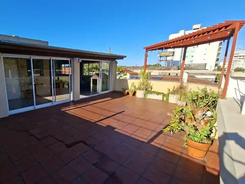 Depto Tipo Casa en Venta de 2 dormitorios