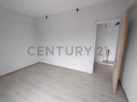 Departamento en Venta en Remedios de Escalada, USD 55.000