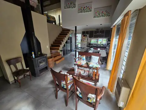 Casa 4 ambientes - Lote 500m2 - Troncos del Talar