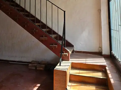 PH 3 AMBIENTES ALFRENTE, EN DUPLEX Y CON ENTRADA INDEPENDIENTE