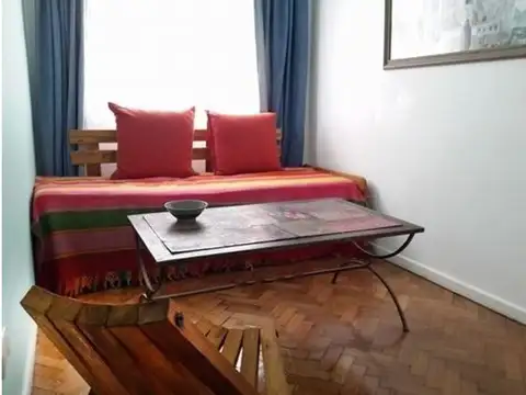 Gral M De Azcuenaga 1400