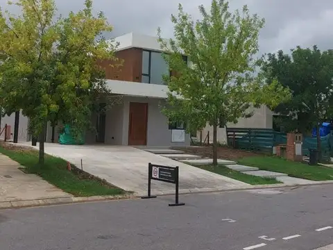 Casa en Venta A Estrenar