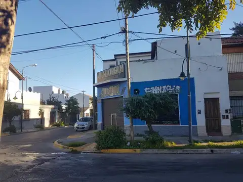 Carlos Pellegrini  al 2300