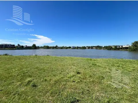 Lote a la laguna en San Marco, Villanueva