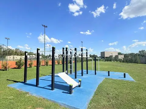 Terreno en Venta en Pilar del Este - Santa Lucia, USD 58.000