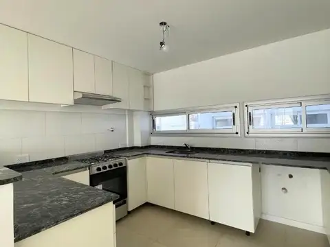 Departamento en Alquiler con 1 cocheras