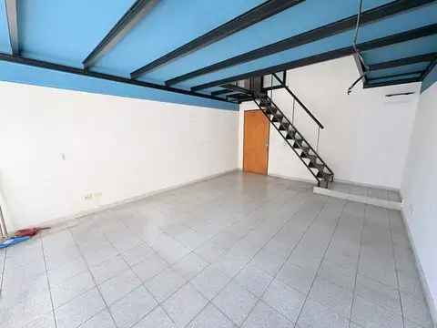 Oficina 2 ambientes con 1 baño