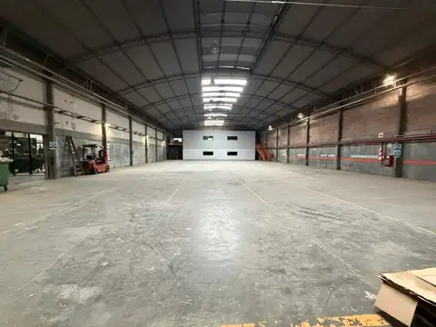Galpón - Depósito de  1794 m2.  Nueva Pompeya - ALQUILER