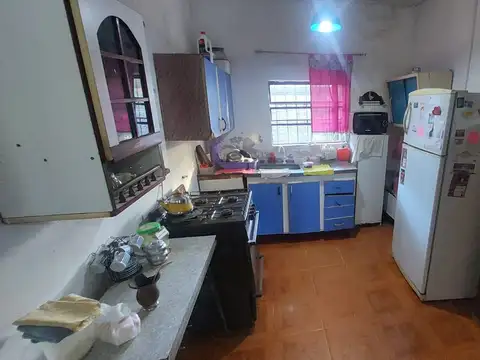 VENTA CASA 4 AMBIENTES  - JOSE C PAZ