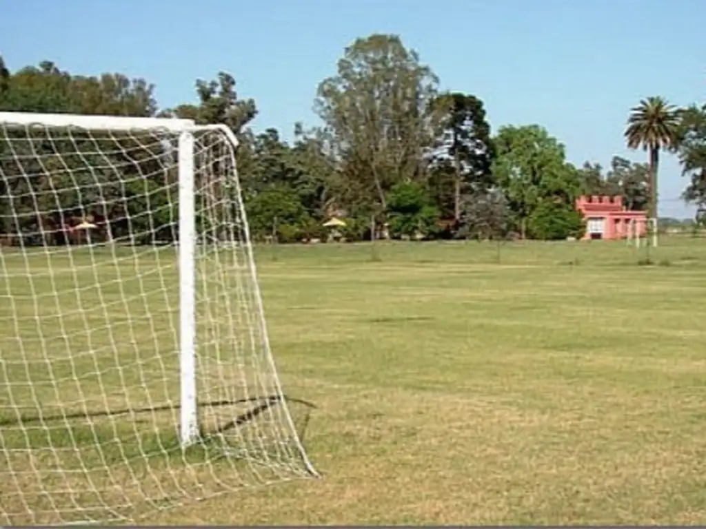 Actividades deportivas futbol, equitacion en Chacras De Abbott