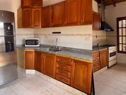 Depto Tipo Casa en Venta en Ituzaingó, USD 120.000