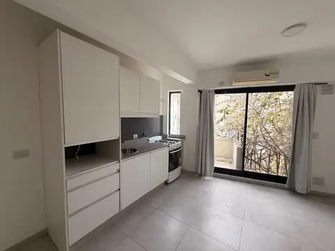 Av Brasil 700, Piso 5°