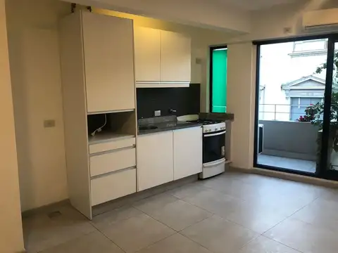 Av Brasil 700, Piso 4°