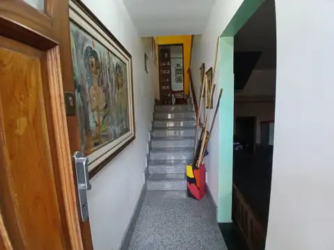 Perdriel 100, Piso 1