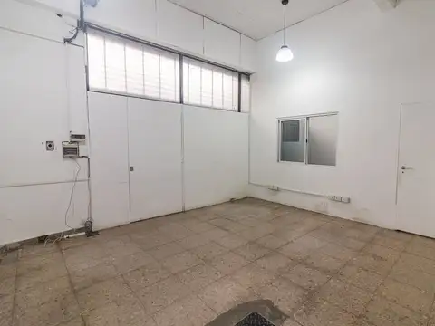 Galpon en Alquiler en Olivos, $ 2.000.000