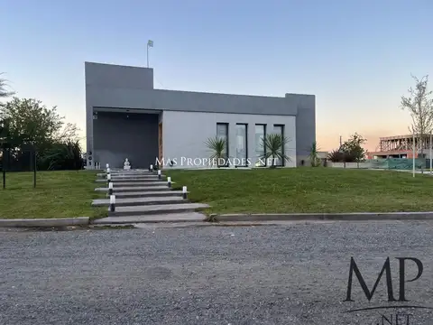 Venta Casa en San Lucas 3 Dormitorios Canning