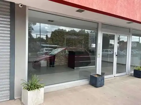 Oficina Monoambiente con 4 baños