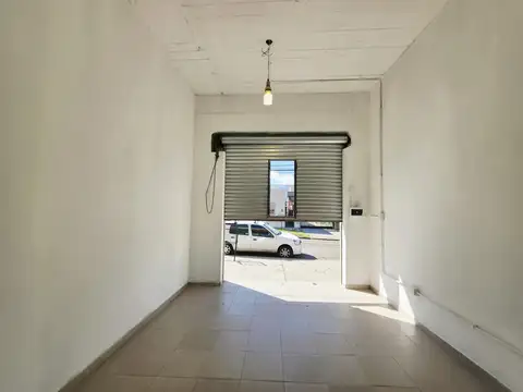 Local en Alquiler en Villa Libertad, $ 550.000